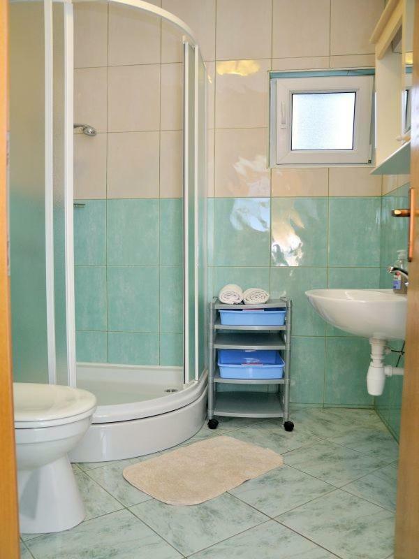 Apartments Mira Rogoznica  Bagian luar foto